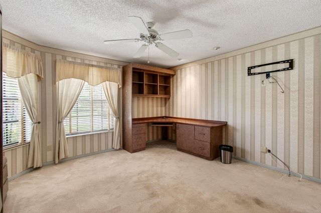 7004 Bitterbush Place, Boynton Beach, FL 33472