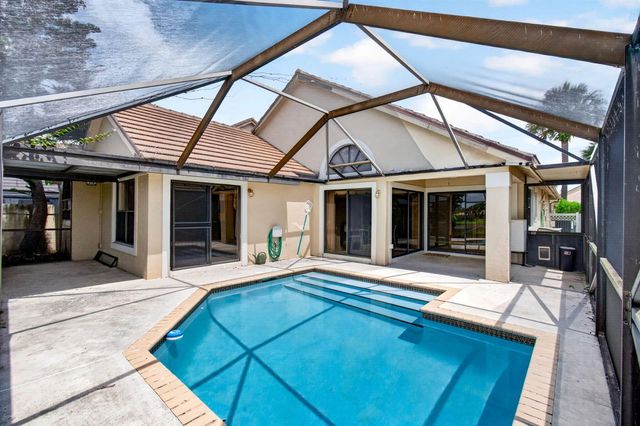 7004 Bitterbush Place, Boynton Beach, FL 33472