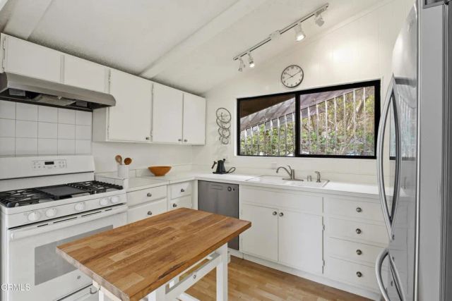 43300 Little River-Airport 92, Little River, CA 95456