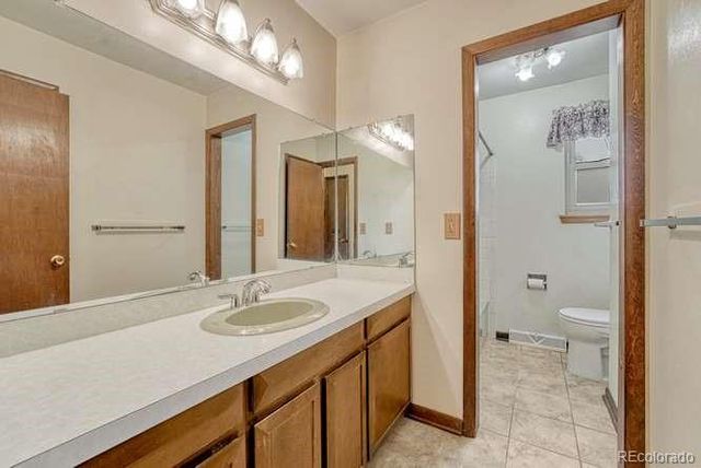 2648 S Macon Court, Aurora, CO 80014