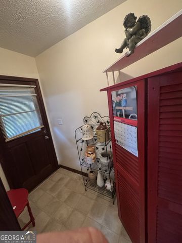 195 PINE VALLEY Road, Hiram, GA 30141