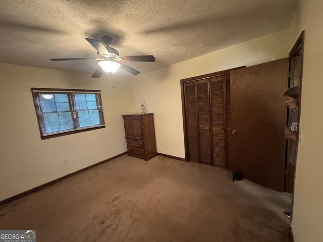 195 PINE VALLEY Road, Hiram, GA 30141