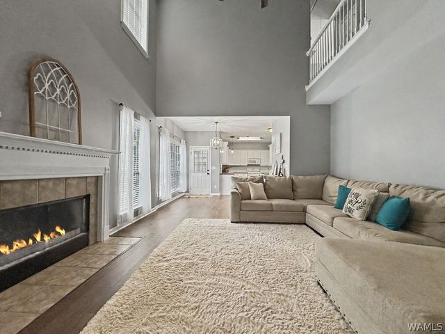 587 Bentmoor Drive, Helena, AL 35080