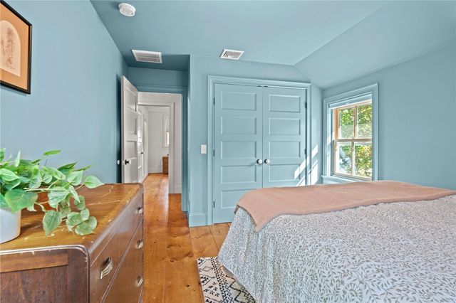 69 Hudson Street, Providence, RI 02909