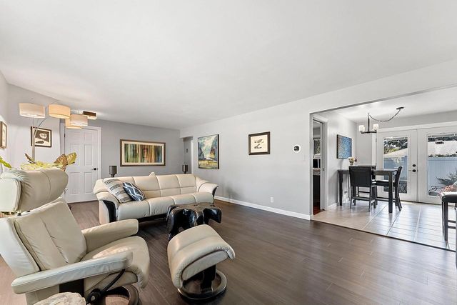 825 W MARQUETTE STREET, Appleton, WI 54914