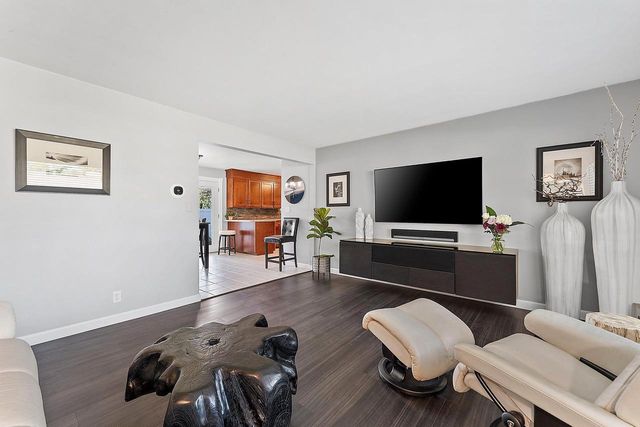 825 W MARQUETTE STREET, Appleton, WI 54914