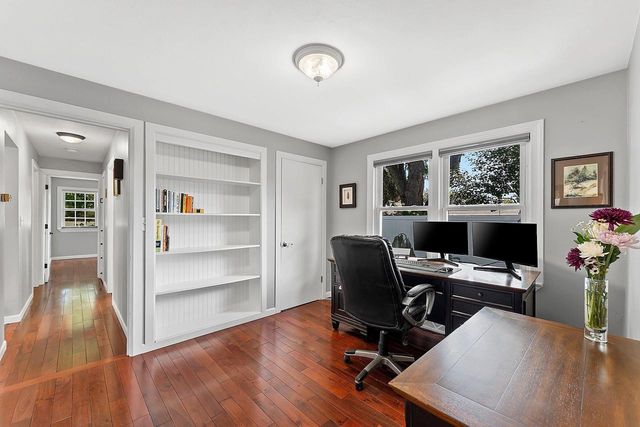 825 W MARQUETTE STREET, Appleton, WI 54914