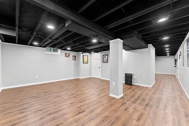 825 W MARQUETTE STREET, Appleton, WI 54914