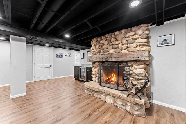 825 W MARQUETTE STREET, Appleton, WI 54914