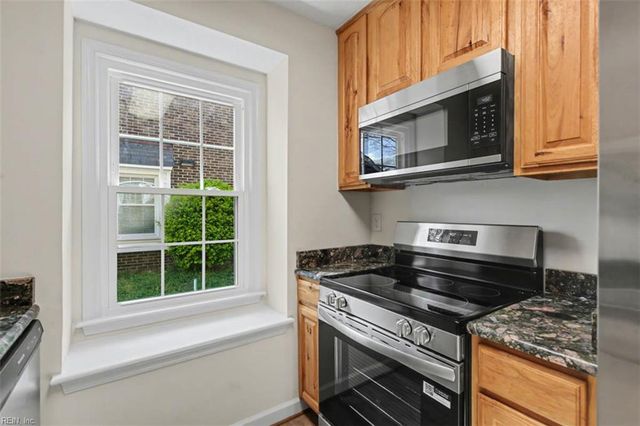 113 Cypress XING, Yorktown, VA 23692