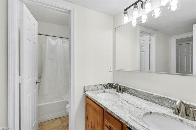 113 Cypress XING, Yorktown, VA 23692