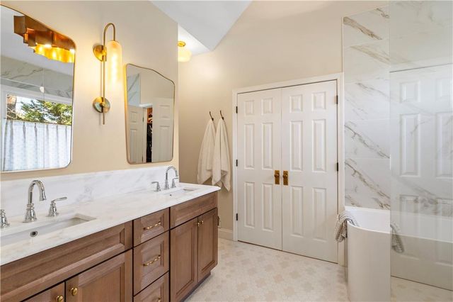 3220 Eagle Watch Drive, Woodstock, GA 30189