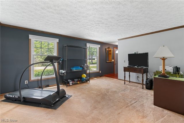 7888 Fox Run Avenue NW, North Canton, OH 44720