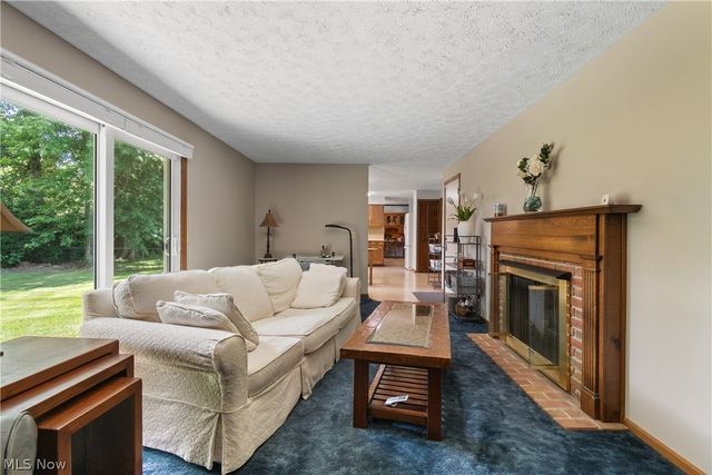 7888 Fox Run Avenue NW, North Canton, OH 44720