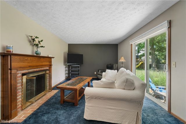 7888 Fox Run Avenue NW, North Canton, OH 44720