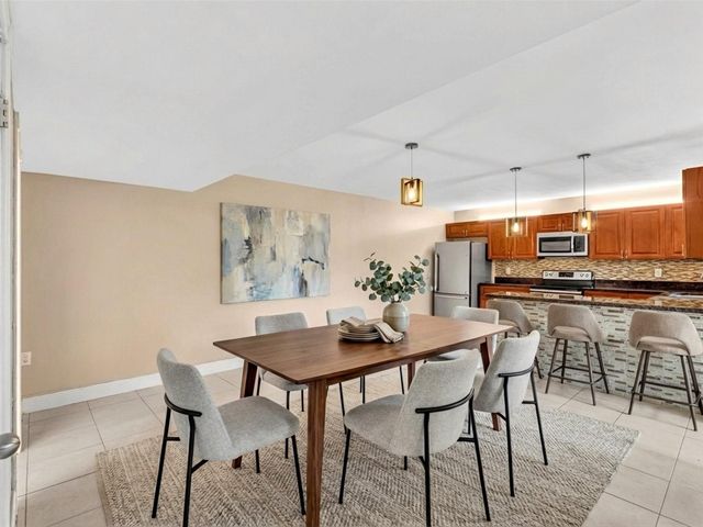 8111 SW 24th Street 8111, North Lauderdale, FL 33068