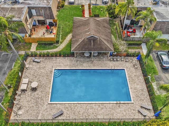 8111 SW 24th Street 8111, North Lauderdale, FL 33068