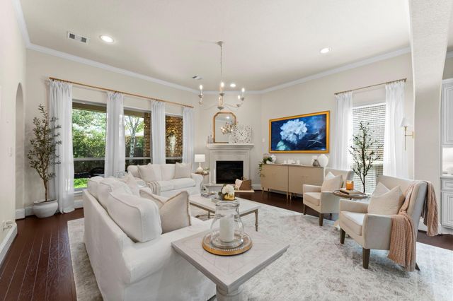 72 Twin Ponds Place, Tomball, TX 77375