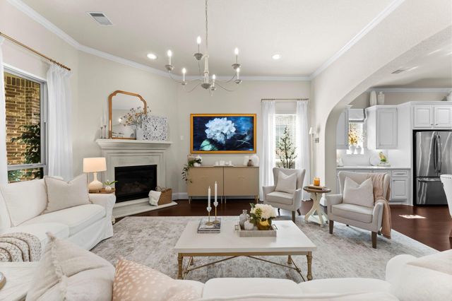 72 Twin Ponds Place, Tomball, TX 77375