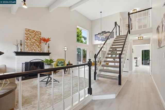 5537 5537 Pamplona Ct, Concord, CA 94521