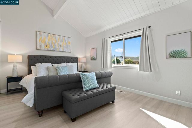 5537 5537 Pamplona Ct, Concord, CA 94521