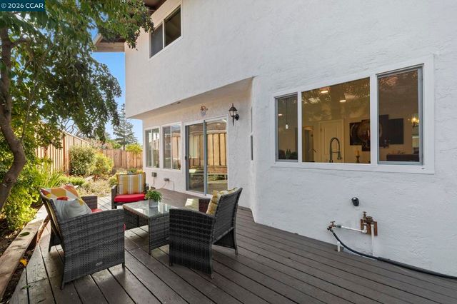 5537 5537 Pamplona Ct, Concord, CA 94521