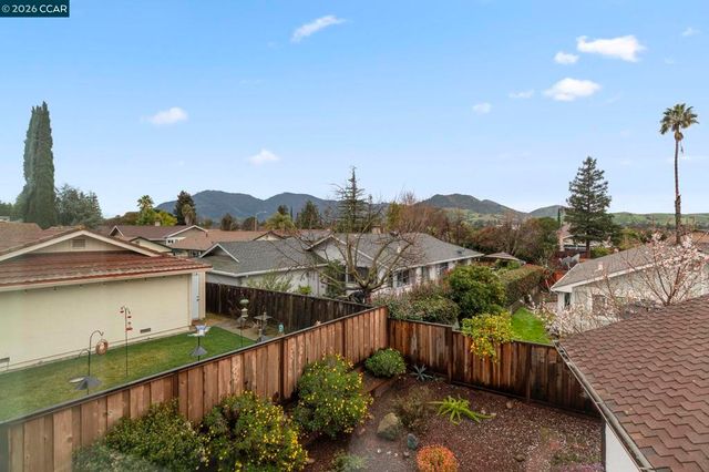 5537 5537 Pamplona Ct, Concord, CA 94521