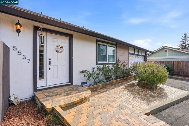 5537 5537 Pamplona Ct, Concord, CA 94521