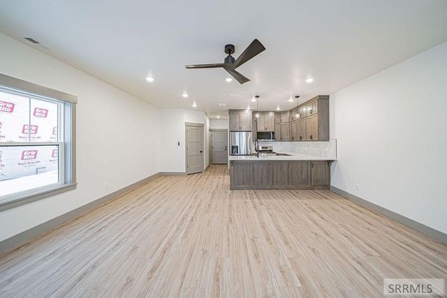 4979 N Beach Dr, Idaho Falls, ID 83401