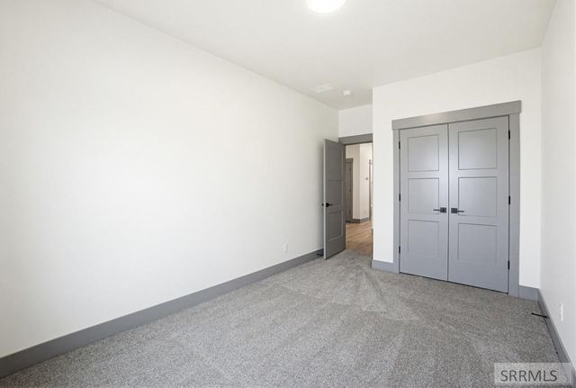 4979 N Beach Dr, Idaho Falls, ID 83401