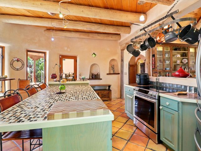 31 AB Hondo Trail, Santa Fe, NM 87508