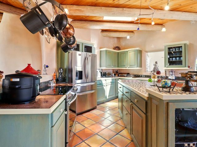31 AB Hondo Trail, Santa Fe, NM 87508