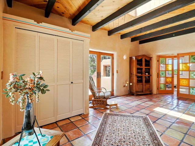31 AB Hondo Trail, Santa Fe, NM 87508