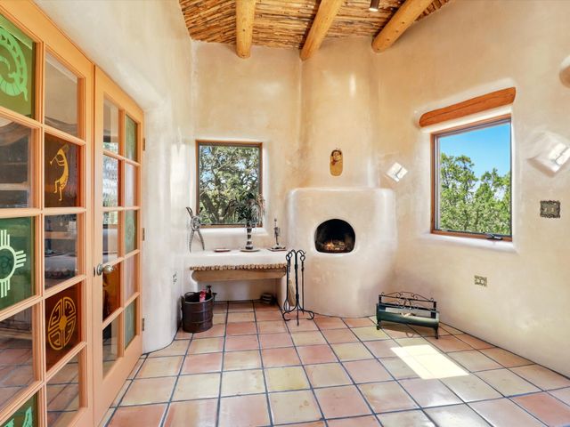 31 AB Hondo Trail, Santa Fe, NM 87508