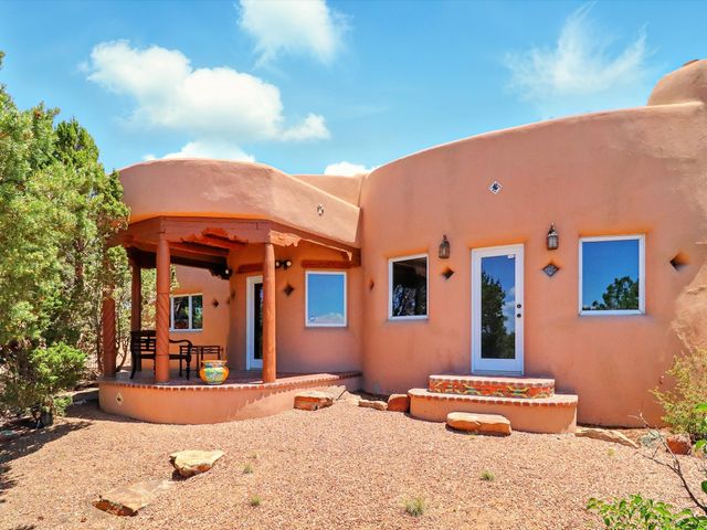 31 AB Hondo Trail, Santa Fe, NM 87508