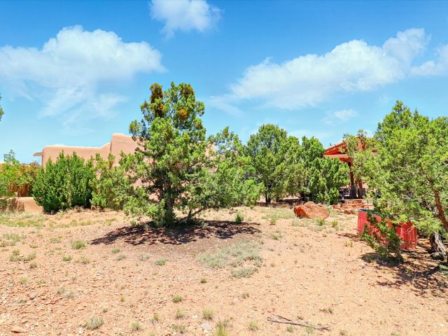 31 AB Hondo Trail, Santa Fe, NM 87508