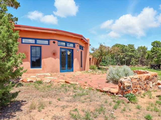 31 AB Hondo Trail, Santa Fe, NM 87508