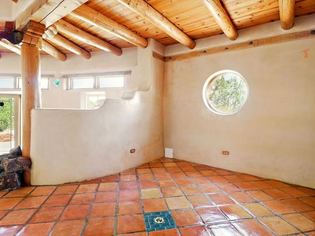 31 AB Hondo Trail, Santa Fe, NM 87508