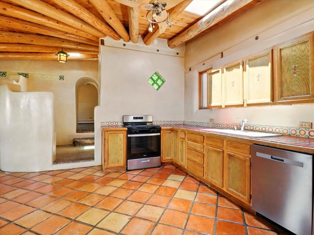 31 AB Hondo Trail, Santa Fe, NM 87508
