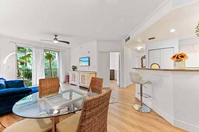 1803 N Flagler Drive 204, West Palm Beach, FL 33407