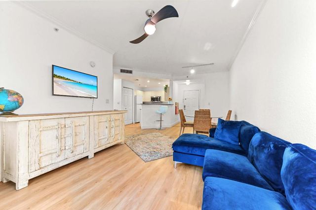 1803 N Flagler Drive 204, West Palm Beach, FL 33407