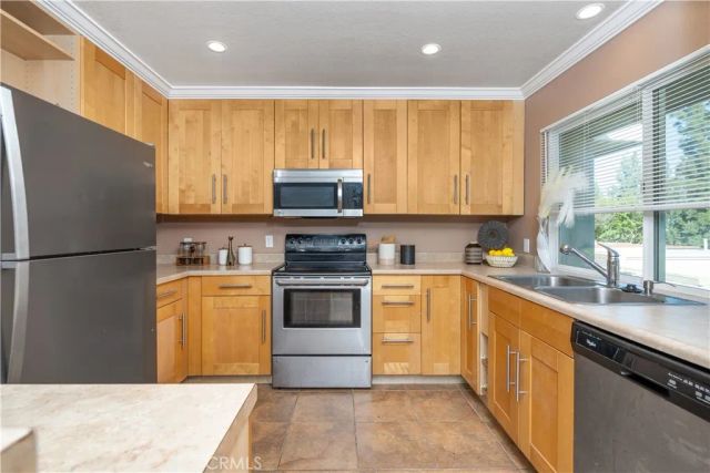 22482 Caminito Esteban, Laguna Hills, CA 92653