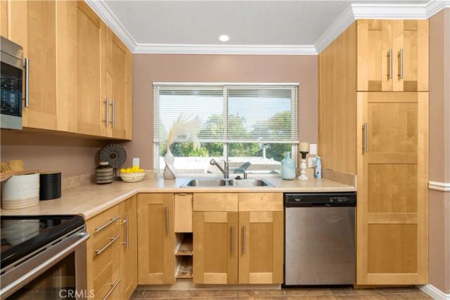 22482 Caminito Esteban, Laguna Hills, CA 92653