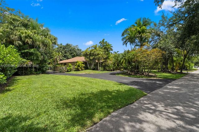 11440 SW 94th Ave, Miami, FL 33176