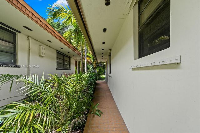 11440 SW 94th Ave, Miami, FL 33176