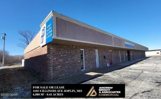 1102 S Illinois Avenue, Joplin, MO 64801