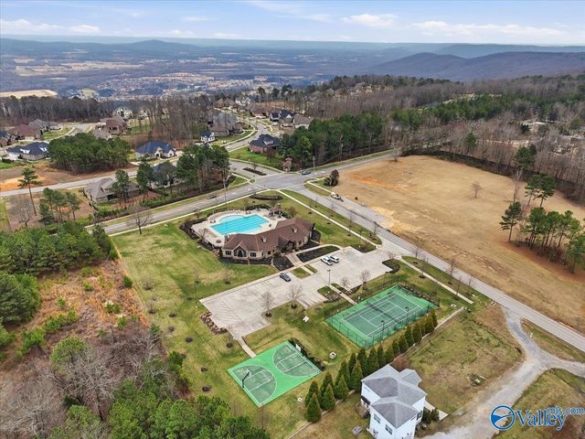 68 Natures Ridge Way SE, Huntsville, AL 35803