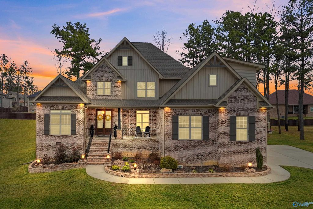 68 Natures Ridge Way SE, Huntsville, AL 35803