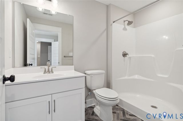 10464 Meyers Park Dr, Ashland, VA 23005