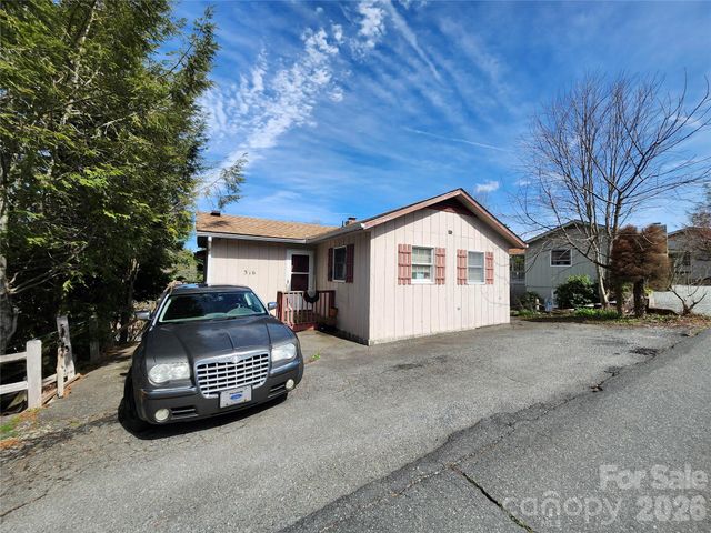 316 Snowshoe Loop, Newland, NC 28657